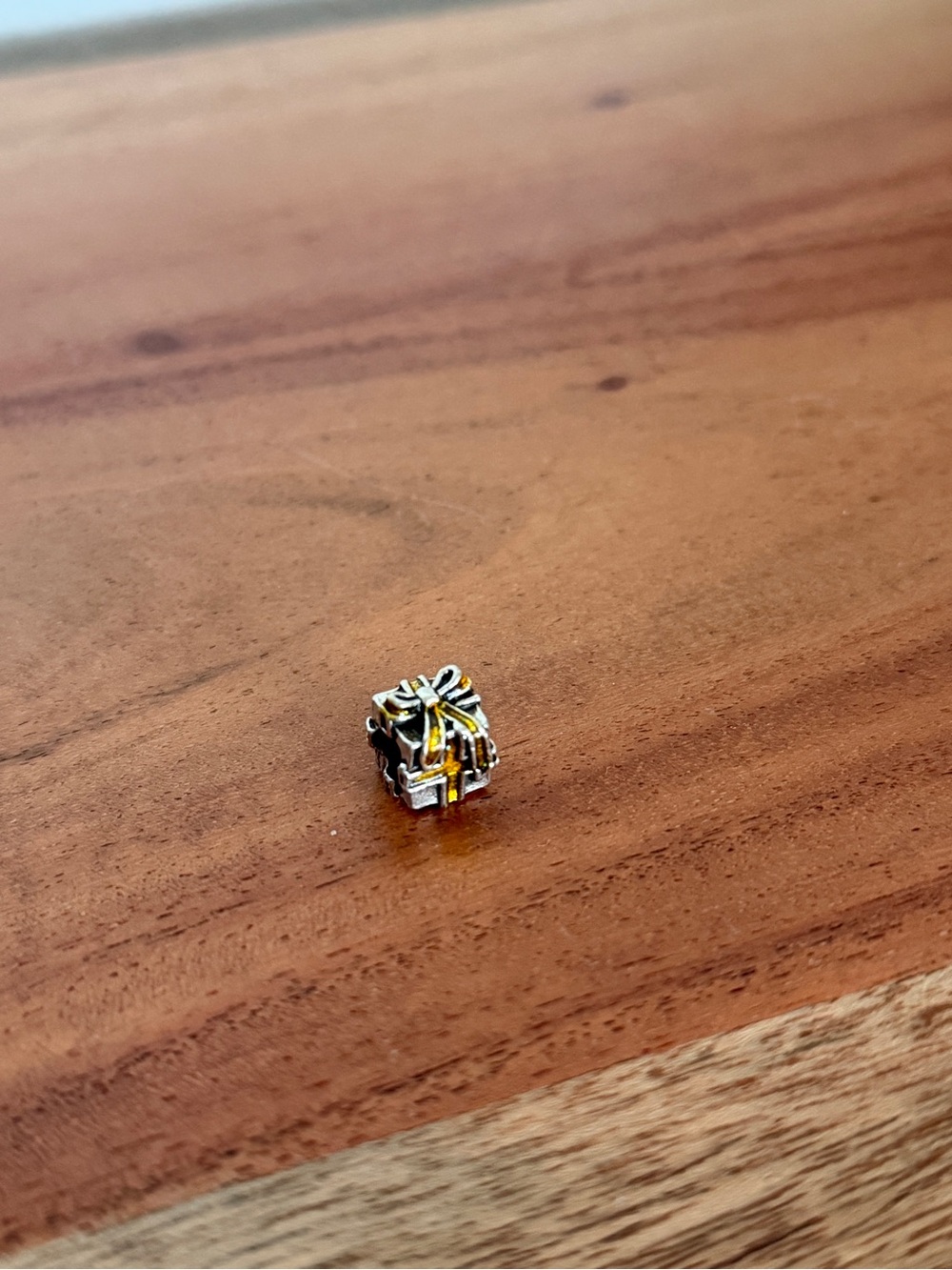 Pandora Silver Gold Ribboj Gift Box Bracelet Charm